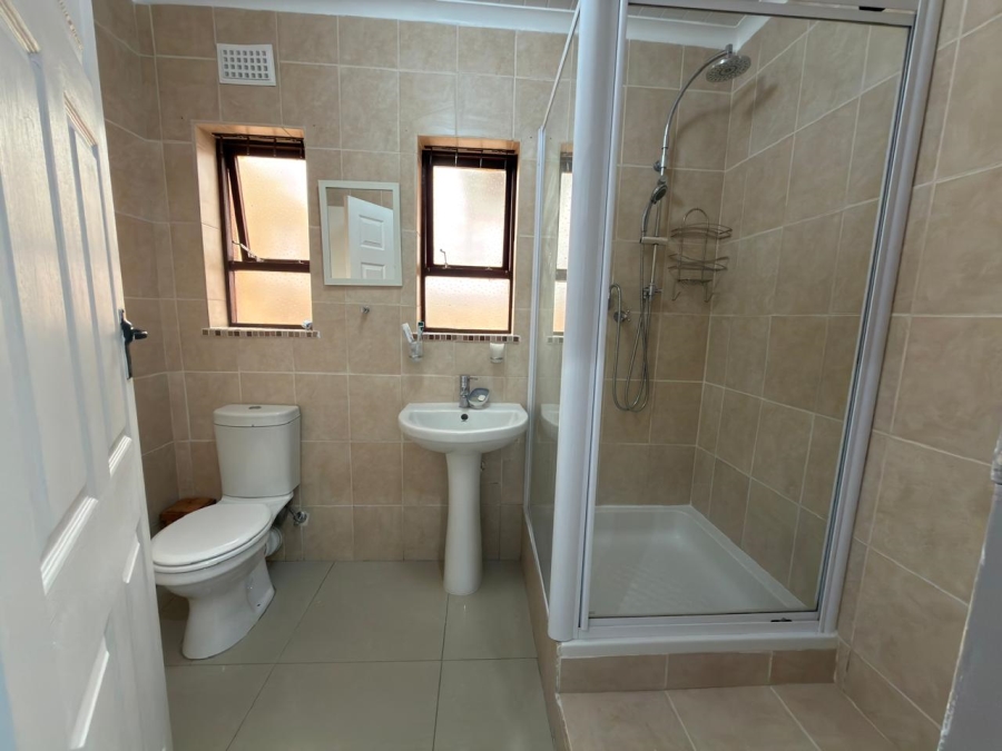 3 Bedroom Property for Sale in Sanddrift Western Cape